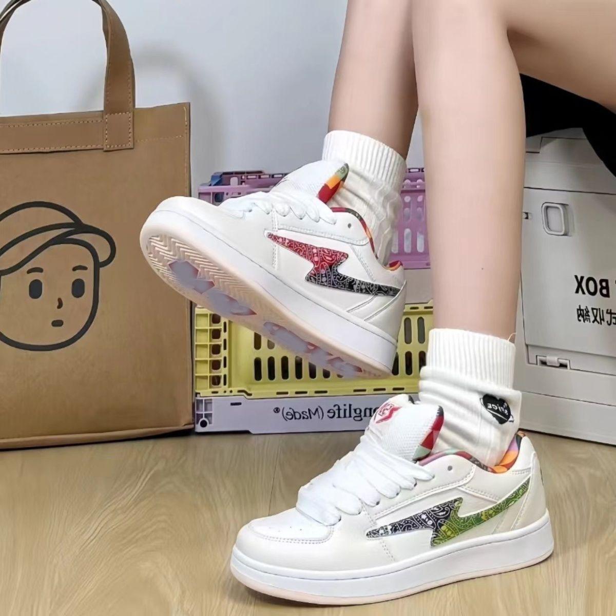 

Обувь Lightning оригинальный микс и матч с цветком кешью, женские нишевые ретро повседневные кеды, новая суперлегкая женская обувь 40