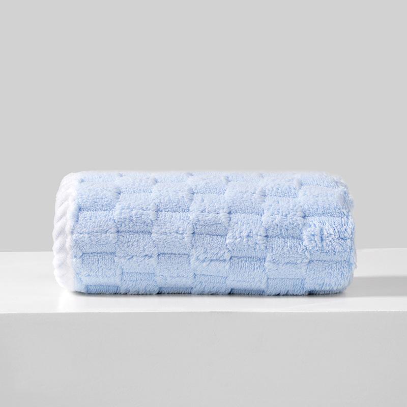 

Set Of 3 Coral Velvet Towels Soft Bath Towels Highly Absorbent Guest Towels 35X75Cm 85X150Cm 70X140Cm Various Sizes 35x75cm небо синє кольору