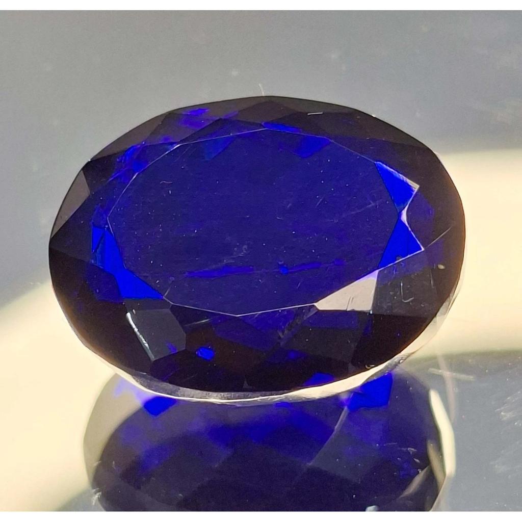 Beautiful Natural Deep Blue Tanzanite 29-31 Ct Oval Cut Certified Gemstone