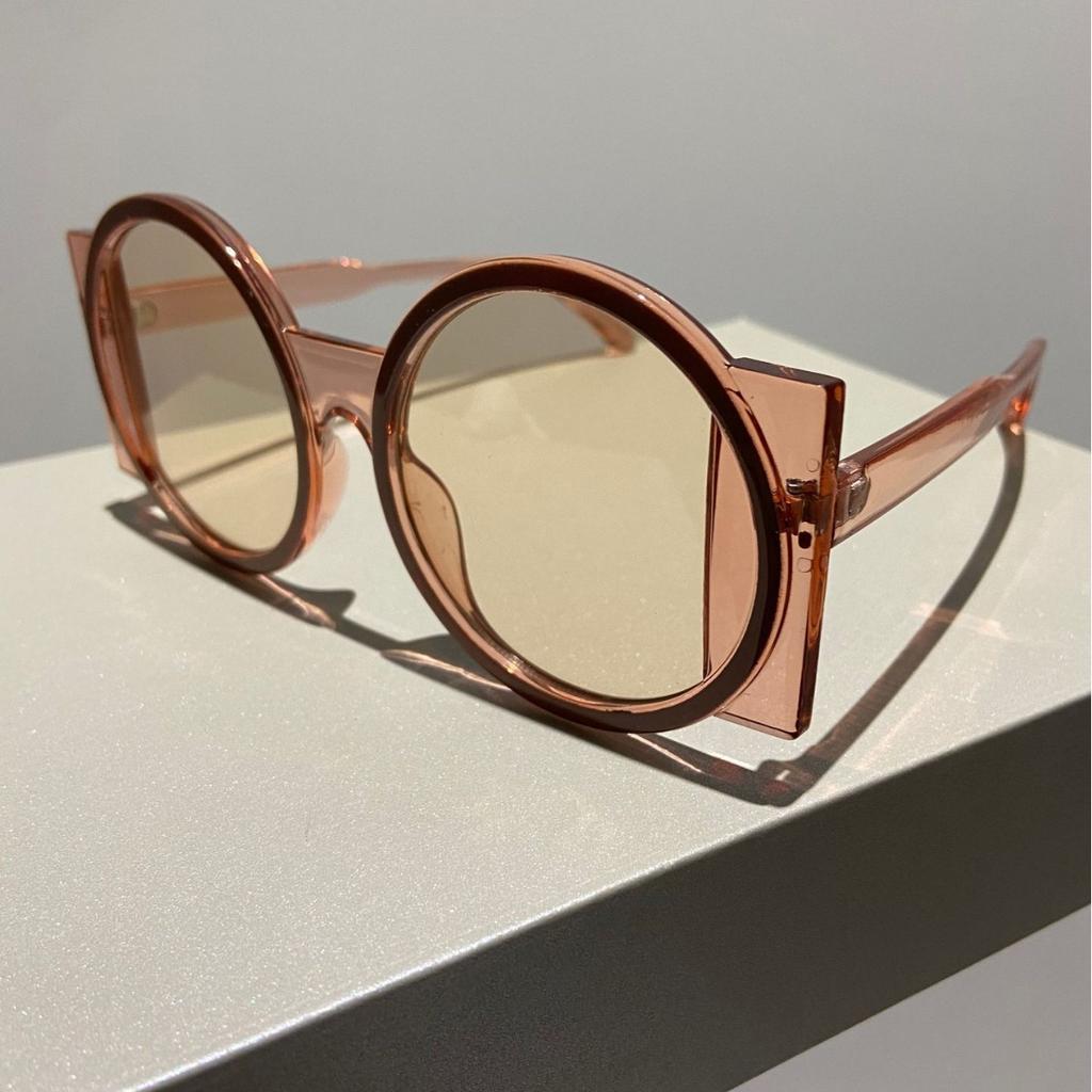 Oversized Round Sunglasses for Women Color-Block Trendy and Fashionable UV Protection Shades for Driving Beach Party Sun Glasses