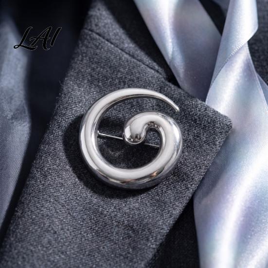 Spiral Design Brooch Minimalist Geometric Pin Art Badge for Men Women Decorative Alloy Pin Coats Suits Sweaters Scarves Clothing Decoration