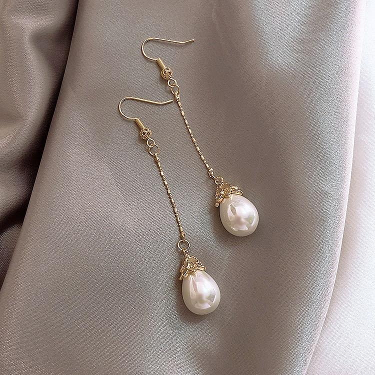 Silver Petal Water Drop Pearl Earrings Temperament Retro Court Style Long Petal Water Drop Pearl Earrings