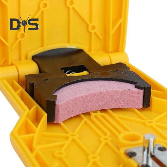 Universal Chainsaw Sharpener Kit Easy-to-use Chainsaw Sharpening Tool with Whetstone Portable Chainsaw Sharpener for 14/16/18/20 Inch Two-Hole