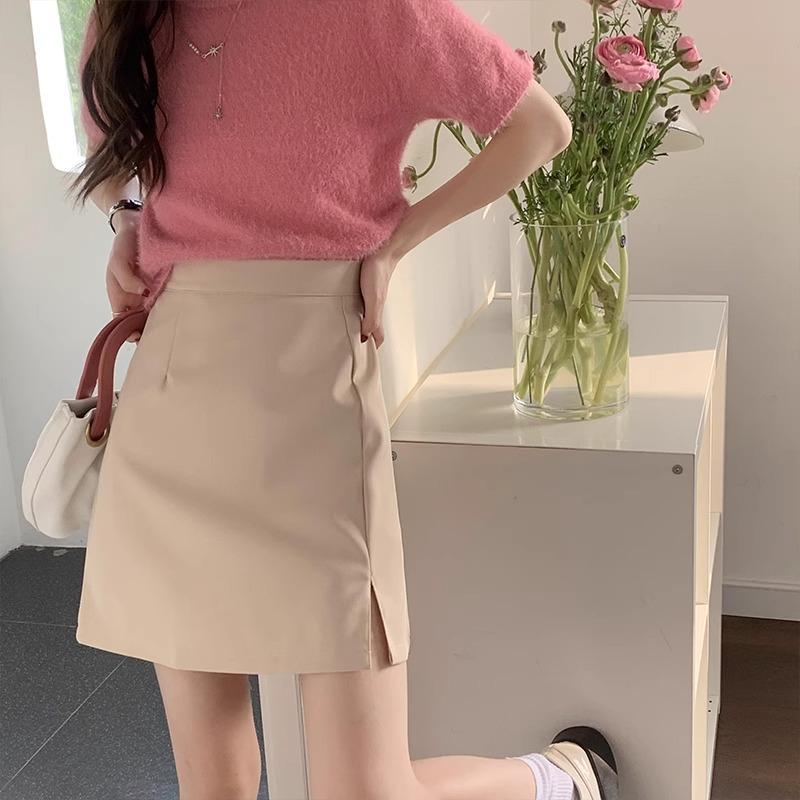 2024 Spring Women's High Waist Slim A-Line Skirt with Fashionable Hip Design and Casual Slit