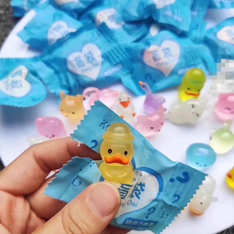 Glowing 3D Cartoon Animal Blind Bag Toy Figurine - Children's Summer Gift