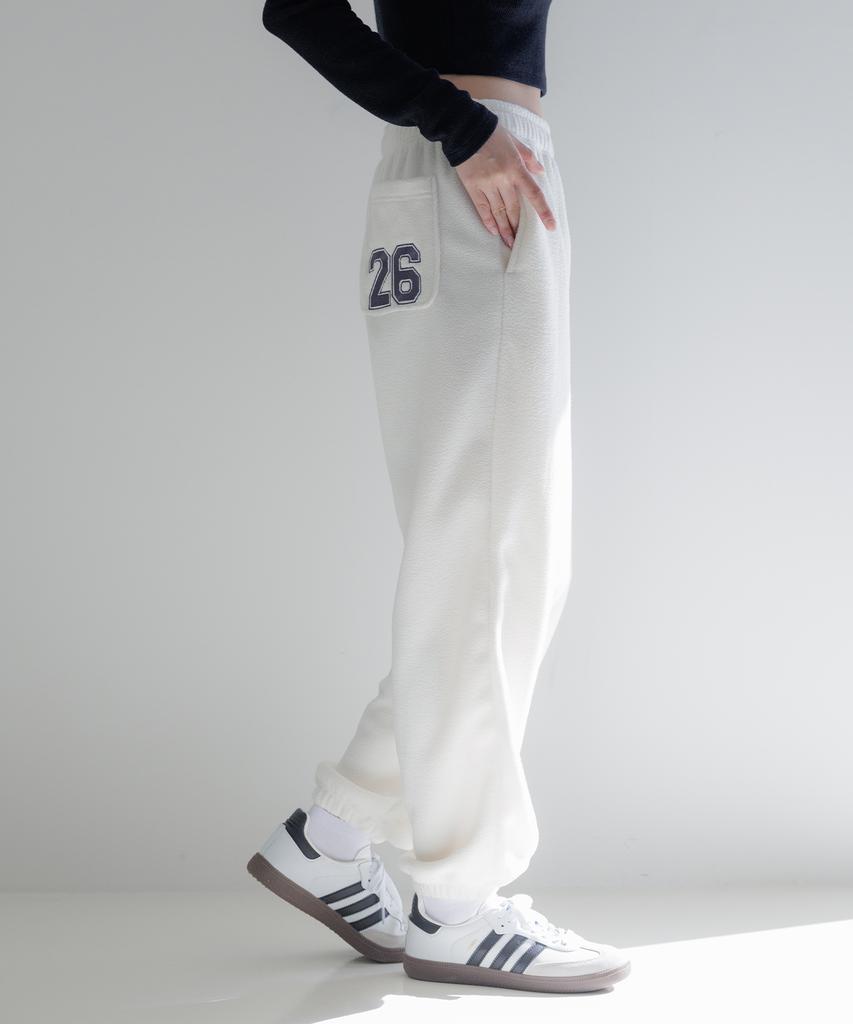 KITTY POTTERY Reversible Boa Fur Jogger Pants Ivory