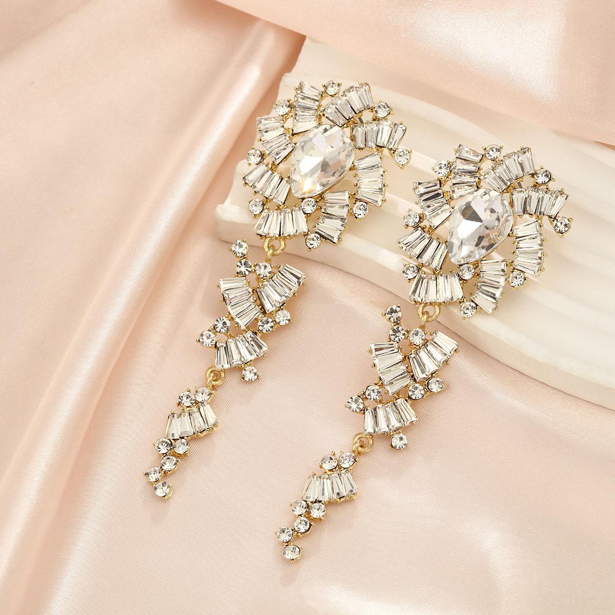 Fashion Rhinestone Flower Tassel Earrings Elegant Exaggerated Dangle Drop Earrings For Women Versatile Jewelry белый