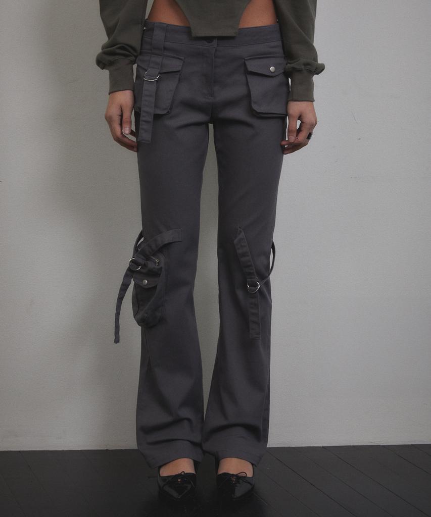 Bunteu Cargo Strap Pocket Pants (Charcoal)