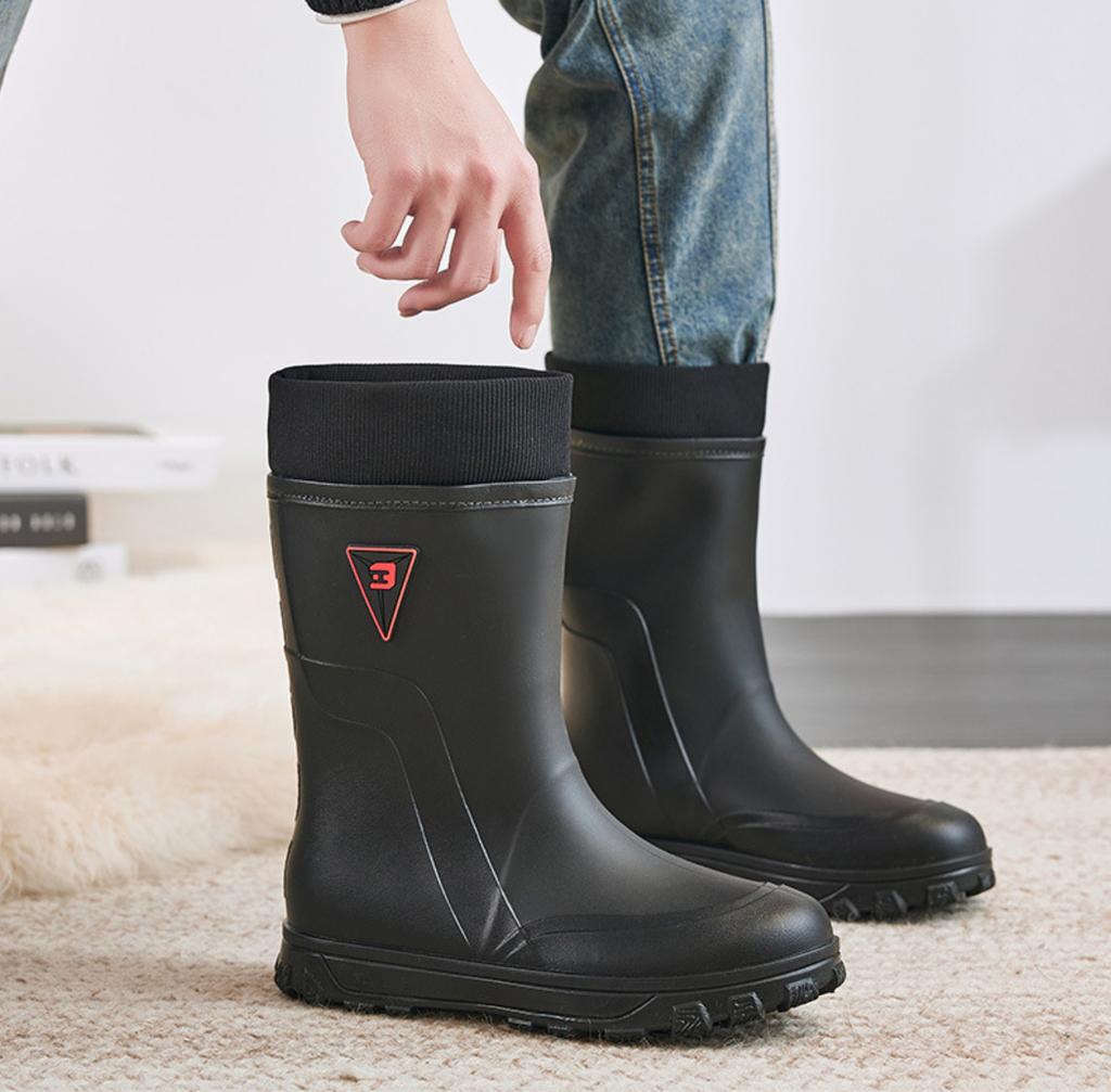 Non-slip Fashion Rain Shoes Kitchen Fishing Work Car Wash Rubber Shoes Medium and High Long Tube Men's Trend Water Shoes Rain Boots