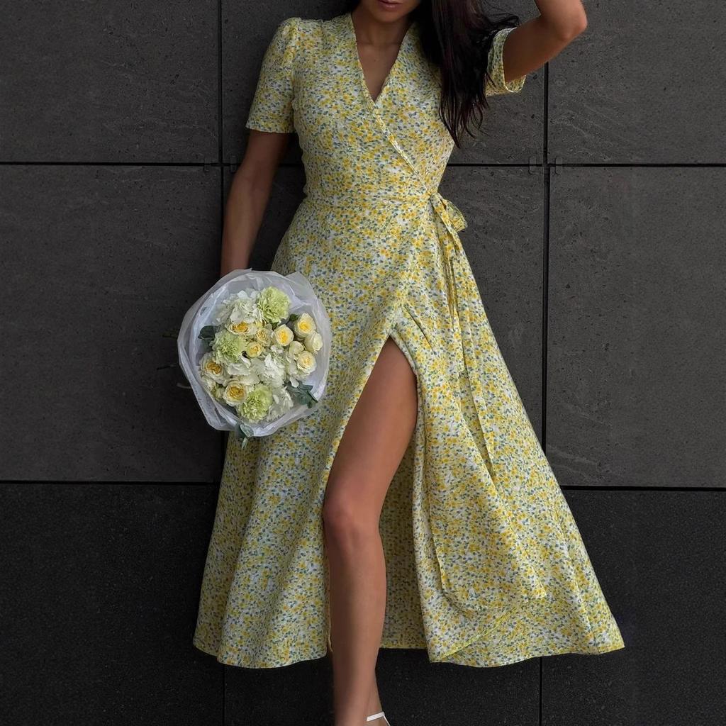 V-neck short-sleeved dress, European and American summer new one-piece lace-up split-end waist floral dress