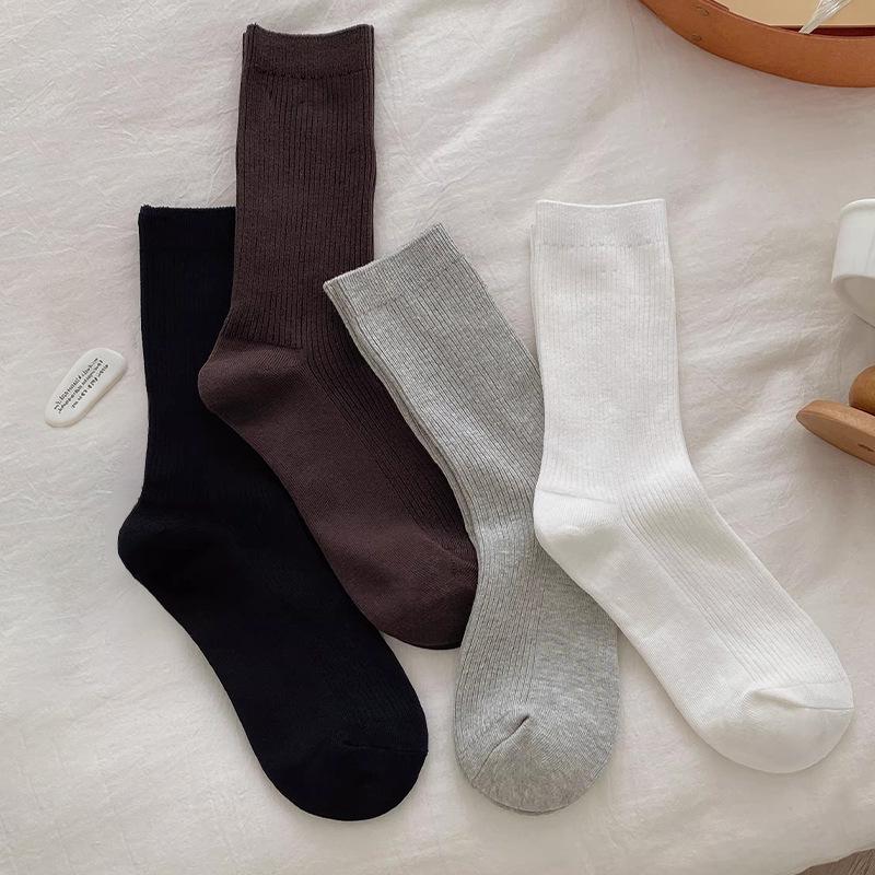 Damen Wadenlange Schlankmachende Plüschsocken: Vertikale Streifen, Lockere Manschette, Atmungsaktiv, Anti-Pilling, Doppelnadel-Finish.