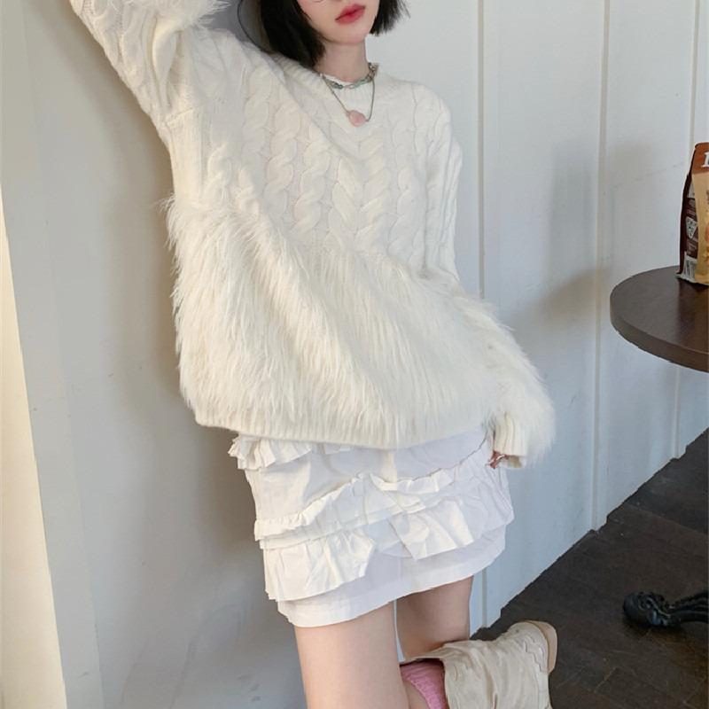 New large-size women's clothing, fat tassel imitation mink splicing, thickened twist crew neck sweater, soft waxy knitted sweater for women