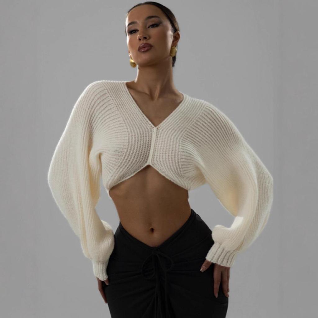 2025 European & American Fashion V-Neck Cropped Knit Sweater