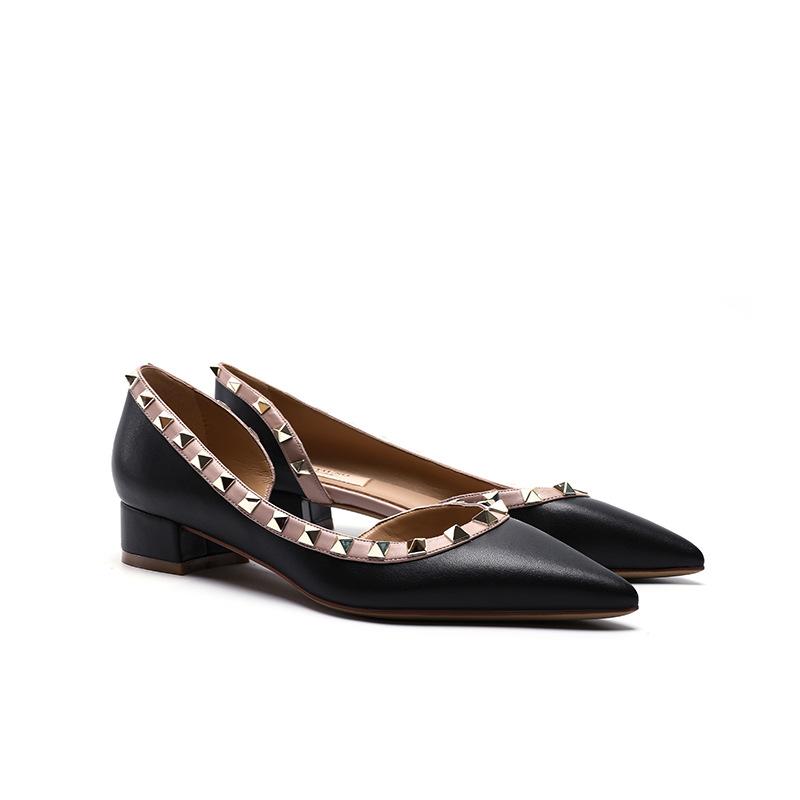 New nude patent leather side empty rivets pointed thick heel shoes shallow mouth willow nail single shoes middle heel shoes children's trendy shoes