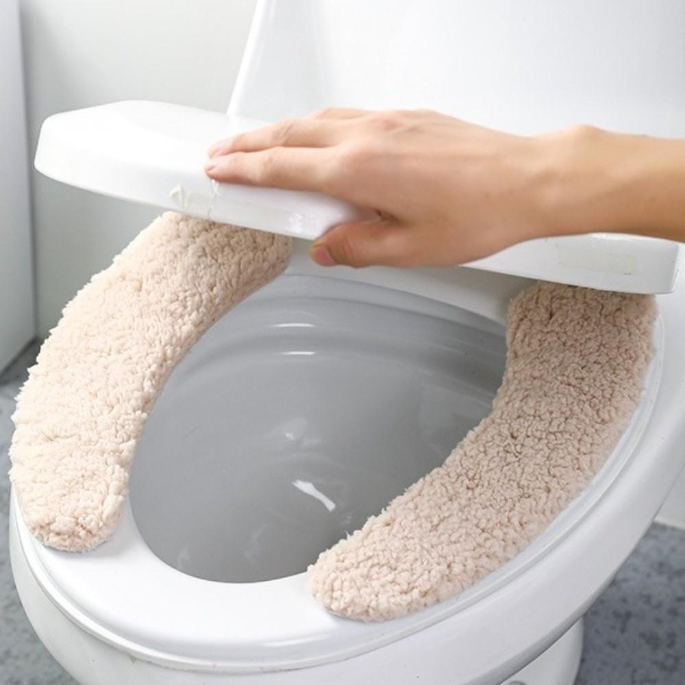 Cozy Thickened Lamb Fleece Toilet Mat Adhesive Soft Cartoon Rabbit Toilet Mat Non-Slip Plush Washable Toilet Mat Home Use