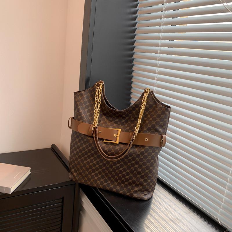 Trendy Urban Vintage Large Capacity Shoulder Bag In Black White Gray And Brown Options