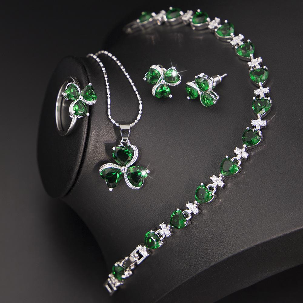 

Нишевые и элегантные серьги-пусеты с цирконом в форме сердца, браслеты в форме сердца, ожерелья, кольца, наборы украшений, женская мода, набор из четырех предметов 9 ring four-piece set