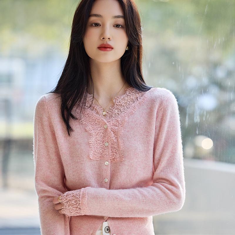 Versatile Cashmere Lace V-neck Sweater - Trendy Autumn/Winter Knitwear