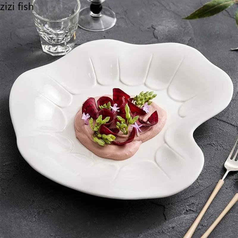 Farfurie Ceramică Alb Pur în Formă de Frunză de Lotus, Farfurie de Desert Iregulară, Farfurie pentru Sushi, Veselă Specială pentru Bucătărie Moleculară