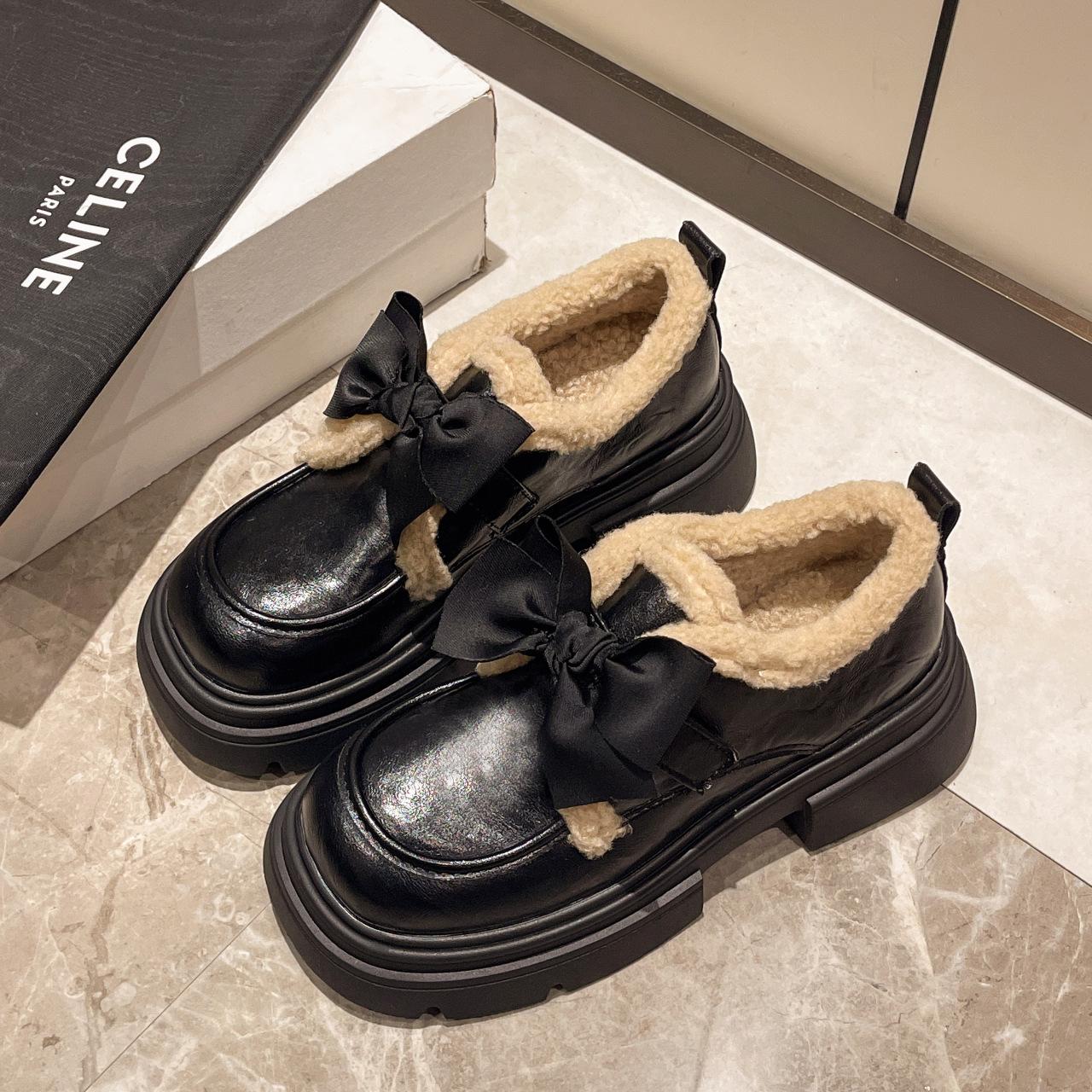 

Bow cute velvet small leather shoes women s winter 2025 new British style versatile thick-soled Mary Jane cotton shoes 40