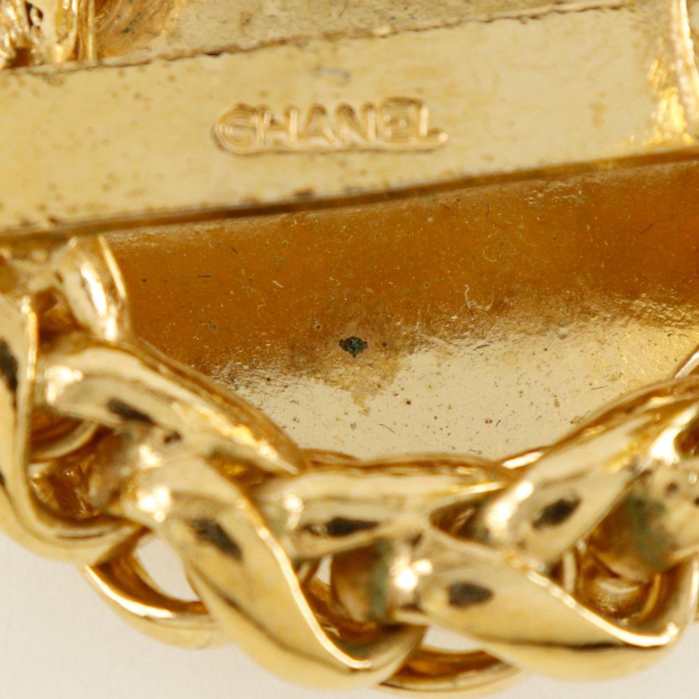 CHANEL Rice motif Earring vintage Plated Gold 50g Women Used