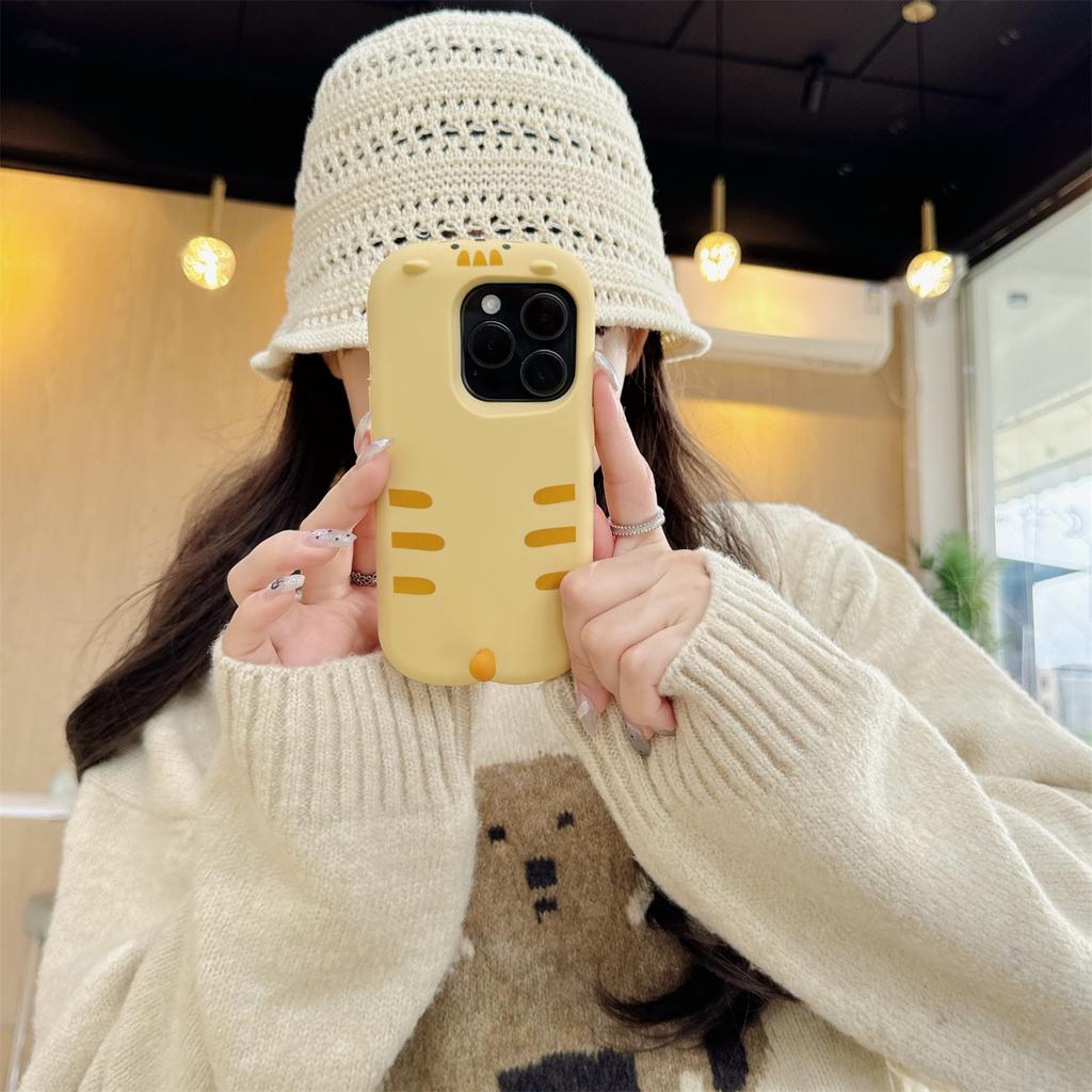 For iPhone 16 Pro Silicone Case Cute Sleeping Cat Design Shockproof Phone Back Cover