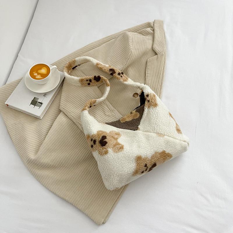 Fashionable And Stylish Plush Shoulder Bag For Women In 2023 Trendy Casual Commuter Large Capacity Crossbody Bag