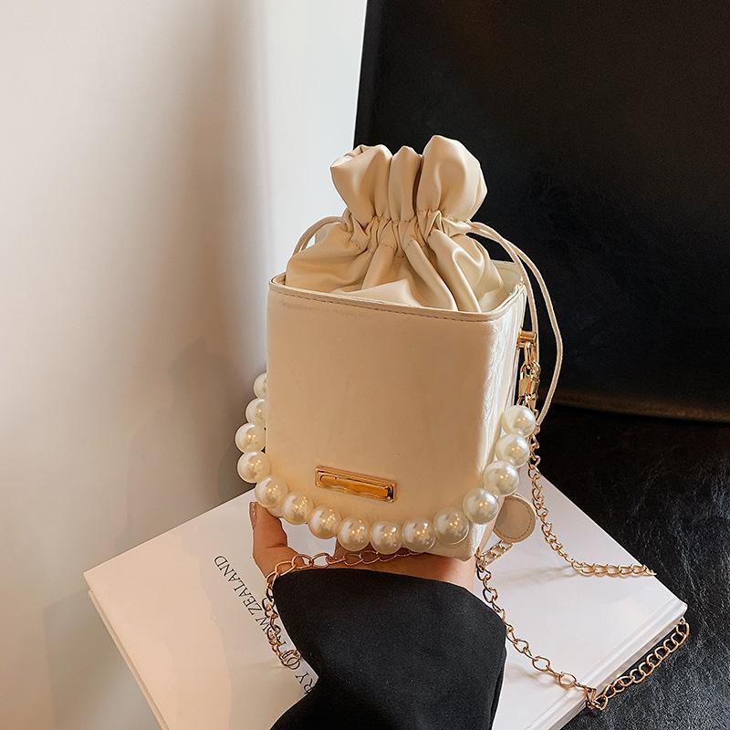 Summer Small Bag 2025 New Casual and Beautiful Bucket Bag Casual Simple Messenger Bag Pearl Portable Women's Bag