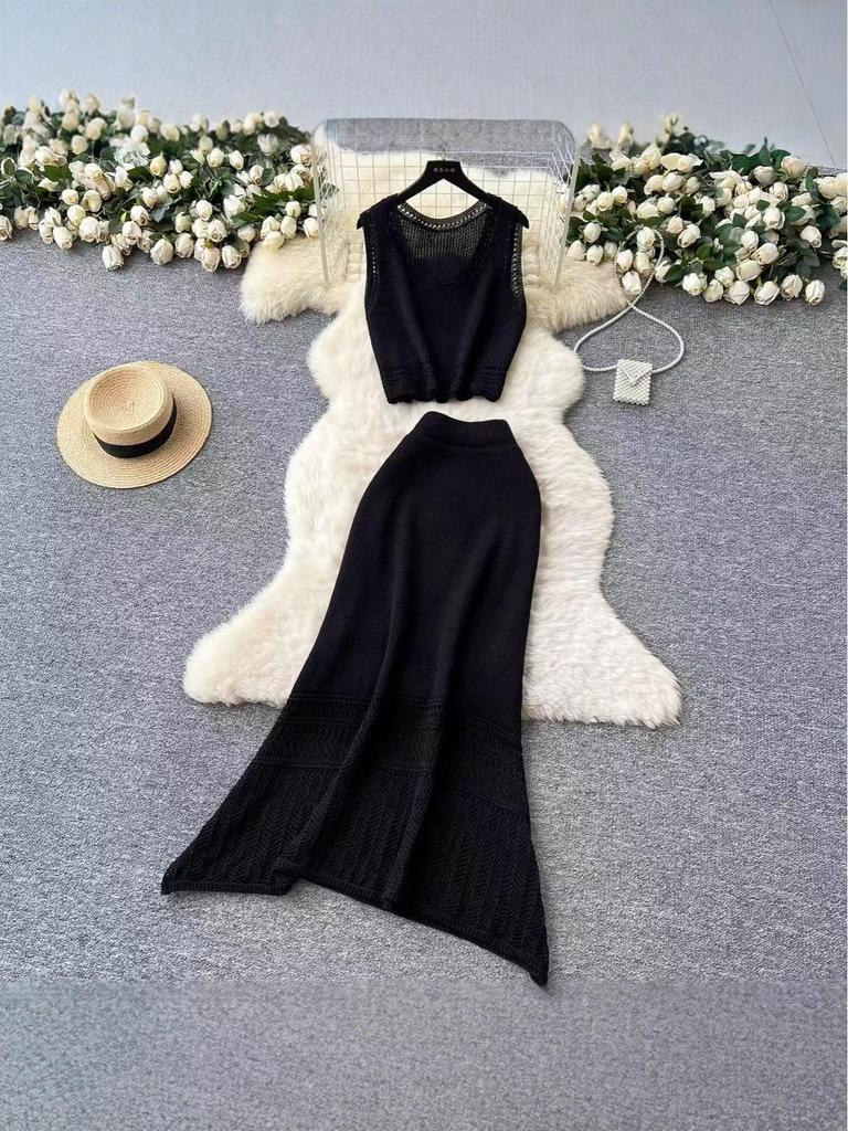 Korean Style Sleeveless Summer Knit Dress Set: Breathable, Slimming, Two-Piece Crochet Design for Women 2025