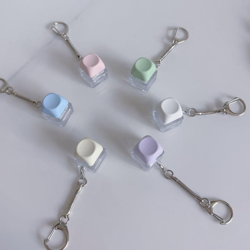 1/2 Key Led Keyboard Button Clicker Mechanical Keyboard Keychain For Gifts To Pass The Boring Time Stress Relief