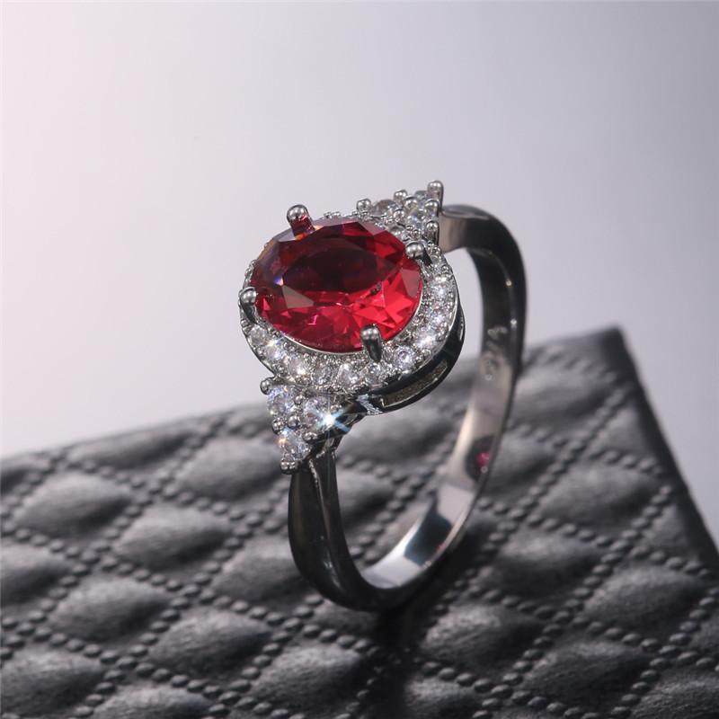 Cubic Zirconia Rings Romantic Women Oval Red Stone Engage Bridal Wedding Occasion Finger Ring Valentines Present Present LoverTrendy Finger