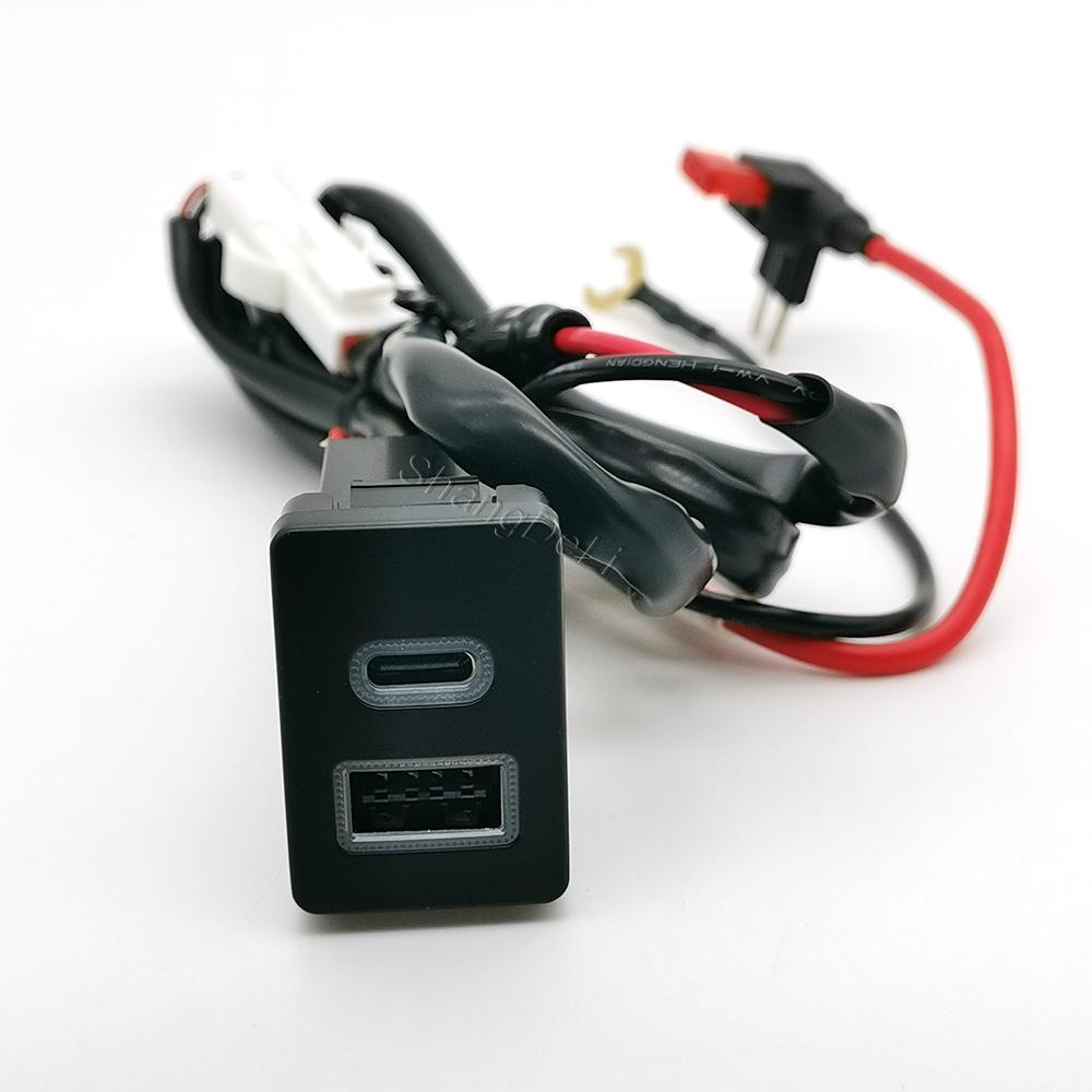 12V/24V Car QC3.0 USB Type-C PD Dual Charger Socket Phone Charging Outlet Power Adapter For Toyota LC120 Prado 16-20 Accessories