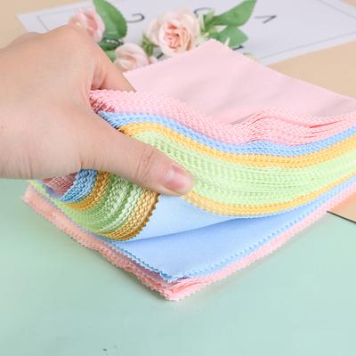 Salviette in tessuto per occhiali pulite da 10 pezzi. Panno per la pulizia degli occhiali in microfibra per occhiali da sole