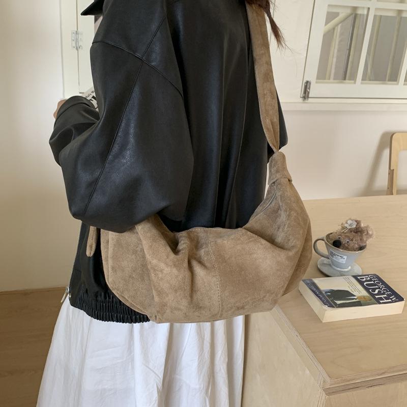 2025 Korean Suede Crescent Dumpling Shoulder Bag – Versatile, Solid Color Casual Crossbody