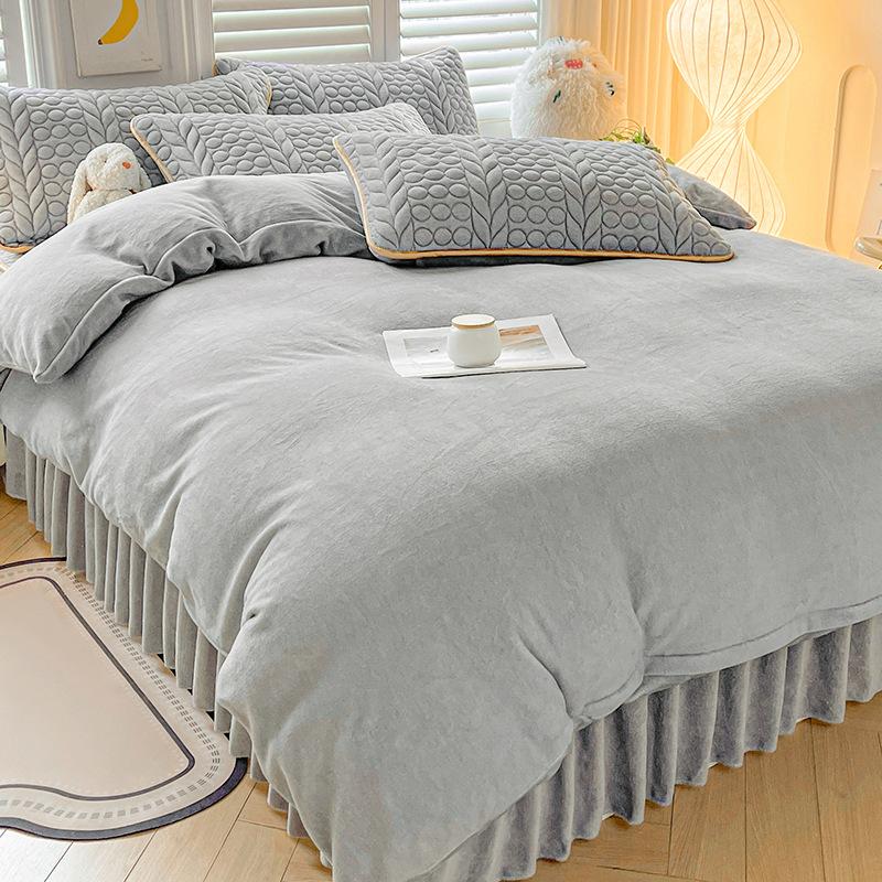 Thickened bed four-piece set milk fleece solid color bed skirt crystal fleece high gram weight quilt cover student dormitory three-piece set