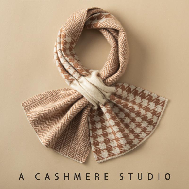 Houndstooth Cashmere Knit Neck Gaiter: Women s Warm Winter Scarf 95*25