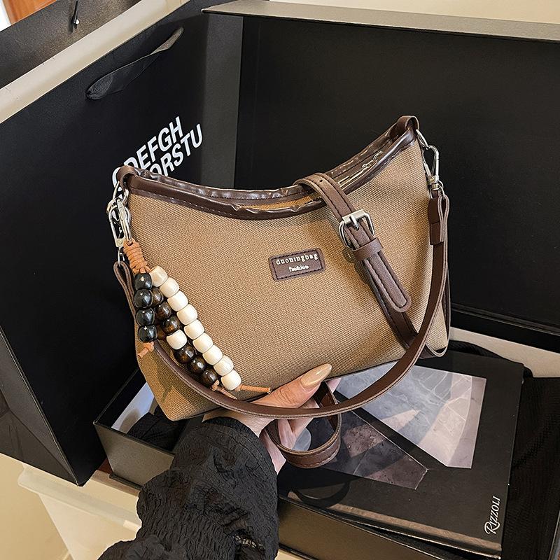 Korean version of fashion bag women's summer 2025 new messenger women's bag niche Korean version of casual and fashionable shoulder armpit bag