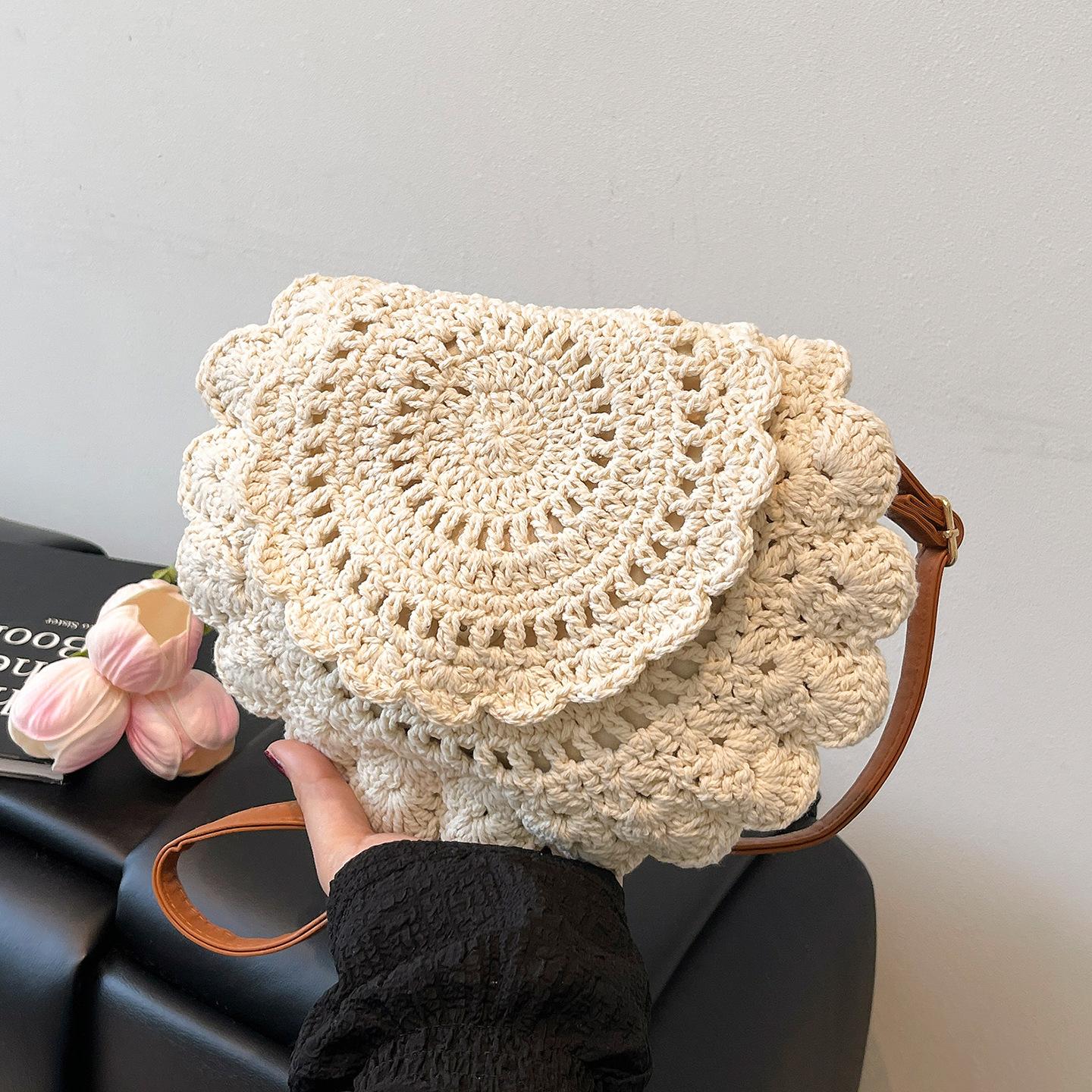 

Woven bag women s summer knitted messenger bag women s casual versatile saddle bag seaside vacation straw shoulder bag