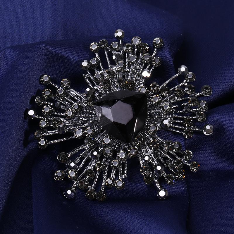 

Ветер Нерегулярный Барокко Винтаж Брошь Элегантный Винтажный Булавка Темперамент Модный Пальто Костюм Аксессуары чёрный