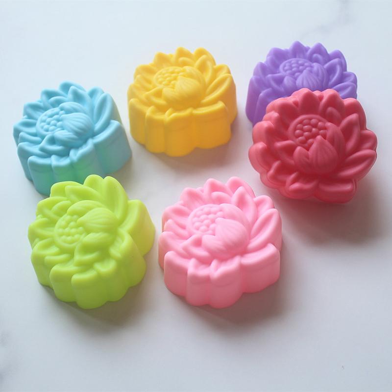 5Pcs 3/5Cm Lotus Silicone Mold Cake Muffin Baking Nonstick Reusable Molds