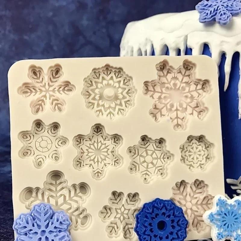Creative Handmade Molds Christmas DIY Bake Snowflake Mold Cookie Cake Silicone Bakeware Tools Cake Decoration Accessories