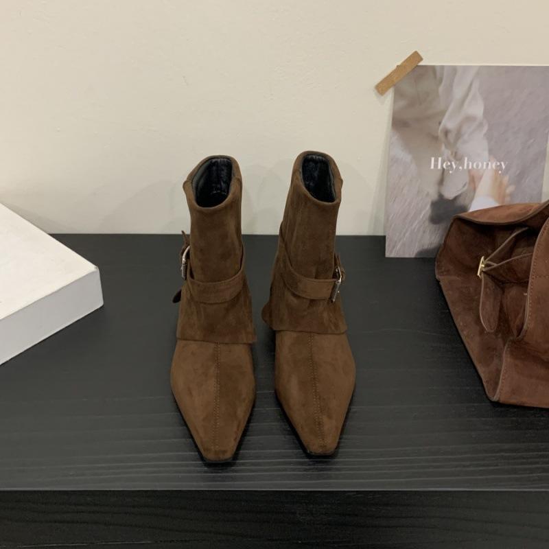 Sudingjia Korean version of pointed suede belt buckle fashion boots for women's 2025 new thin inner height-increasing sleeve fashion boots