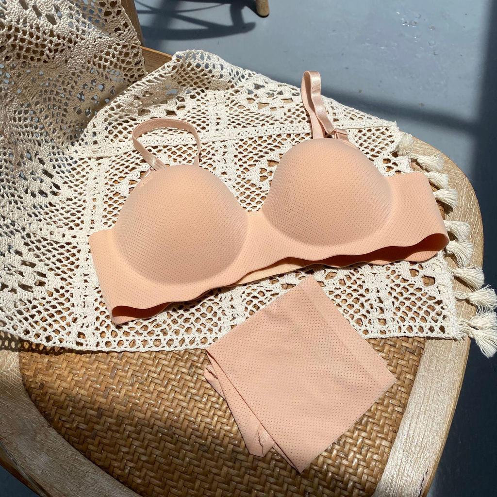 Damen kabelloser Push-Up nahtloser Halbschalen-BH für kleine Brüste