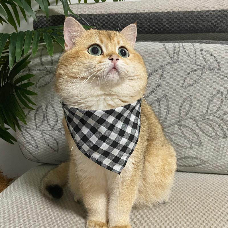 British plaid pet saliva towel, spring and summer dog cat triangle scarf, European and American printed fruit pet scarf