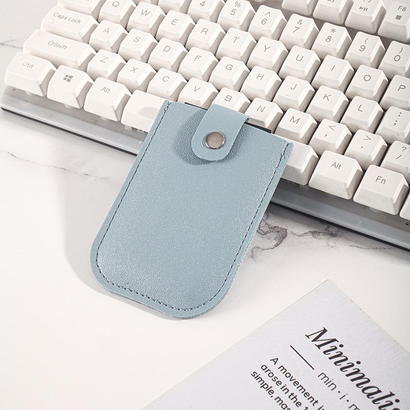 Stacked concealed pull-out card holder for multi-card slots, leather with snap fastening, pull-out card holder for card holder
