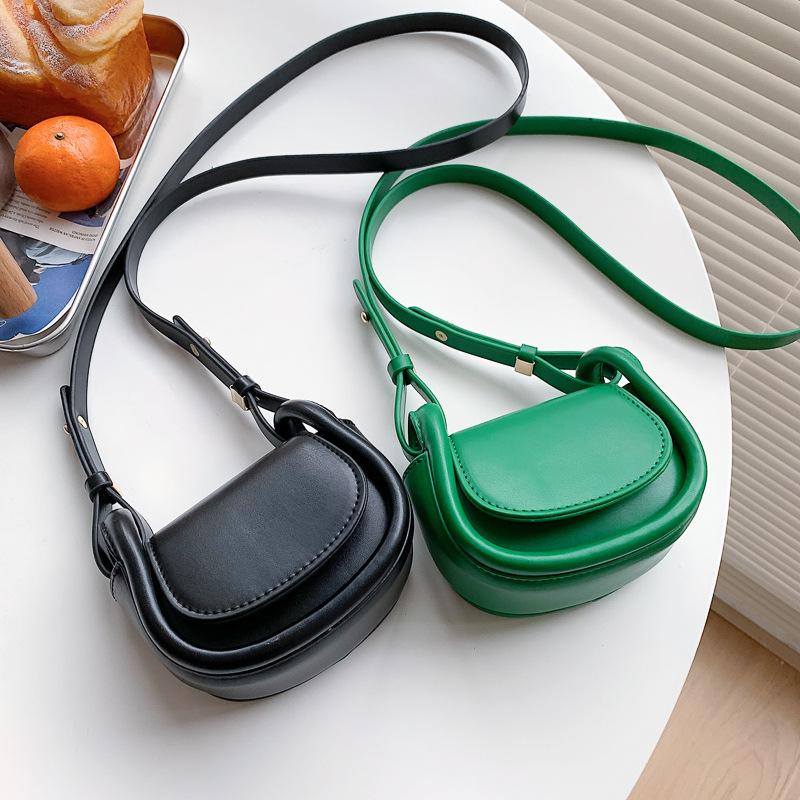 Foreign Spice Girl Mini Small Bag Women's 2025 New Fashion Advanced Sense Saddle Bag Crossbody Red Packet Earphone Bag