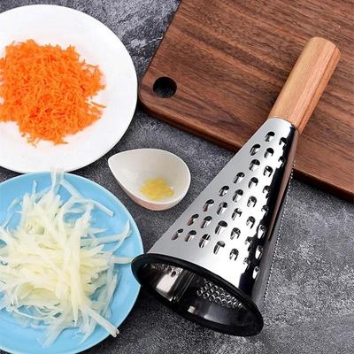 Koniskt rivjärn i rostfritt stål Kök Multifunktionell Melon-, Frukt-, Potatis- och Grönsaksskärning Trähandtag