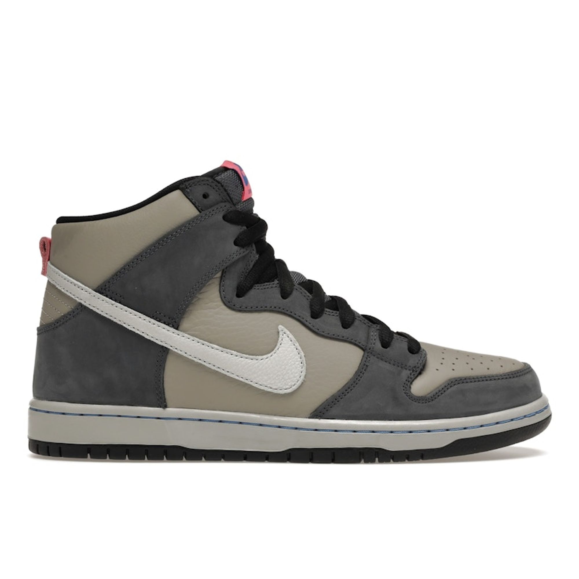

Кроссовки унисекс Nike Dunk High Pro SB Medium Grey Flint-Grey Flamingo Grey-Fog DJ9800-001 44