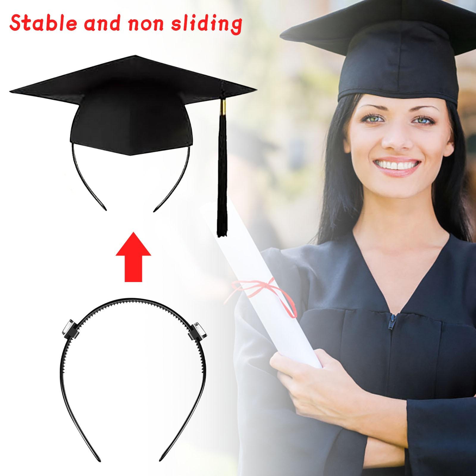 

Защитите свою выпускную шапку. Обновите внутреннюю часть выпускной шапки. Не меняйте прическу, закрепленную фиксированной булавкой черного цвета.