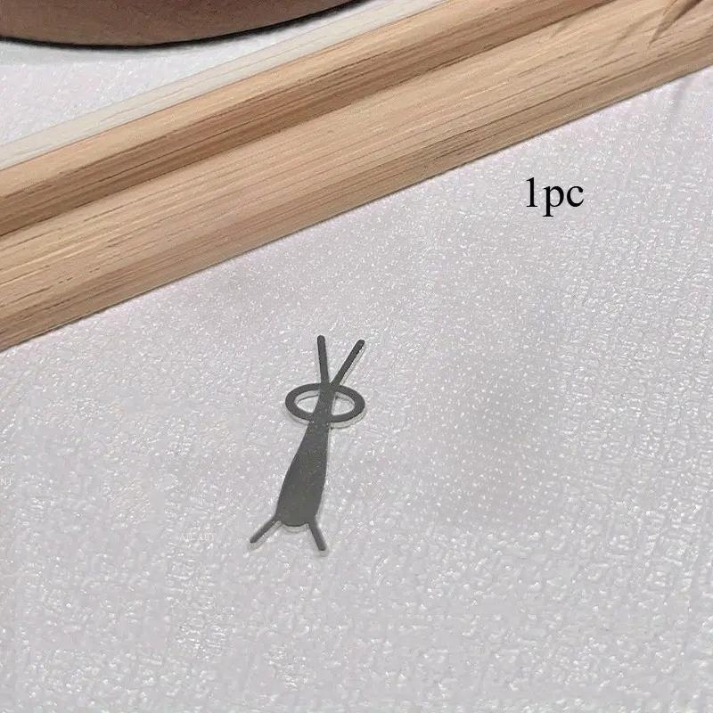 

Cat’s Eye Nail Art Mold Shaping Tools-Animal Design DIY Manicure Set with Rabbit Shapes Professional Salon Supplies
